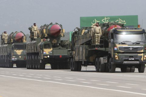  Iran readies 1000 ballistic missiles, declaring, 
