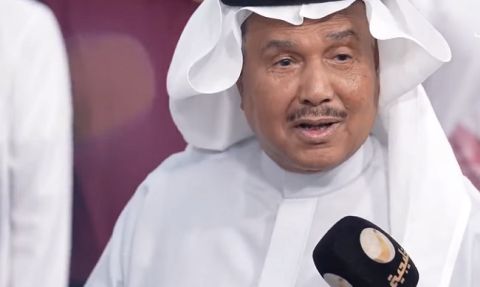 محمد عبده يعلن إصابته بالسرطان.. ويتلقى العلاج في باريس