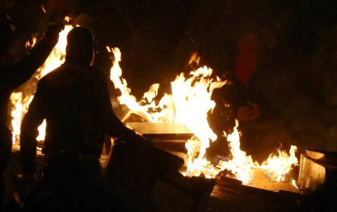 إطفاء حريق ضخم في أنقرة (فيديو)