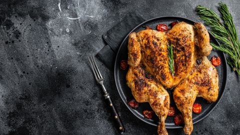 تأييد حبس نسرين طافش ثلاث سنوات بتهمة شيك بدون رصيد