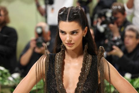 Kendall Jenner returns to the 90s with Met Gala Givenchy dress