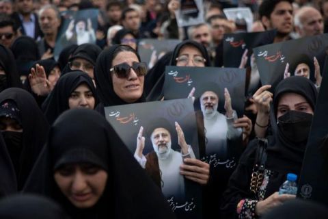 خاتم إبراهيم رئيسي دلالته الدينية والسياسية