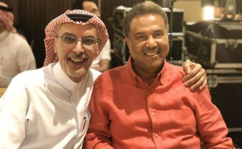 محمد عبده يطمئن جمهوره..ويكشف نوع السرطان المصاب به