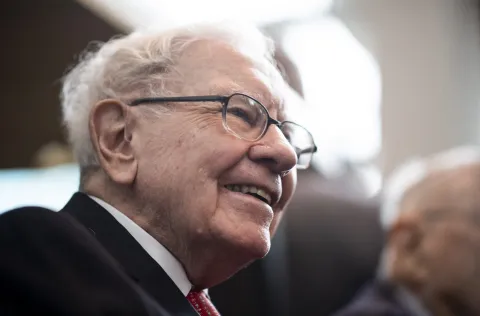 Warren Buffett sells $1.48B in Bank of America stocks