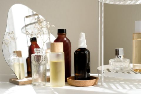 What are most asked skincare questions in UAE? Dermatologists share insight