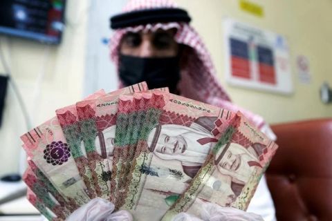 ماذا يعني الحلم بعد النقود في المنام؟