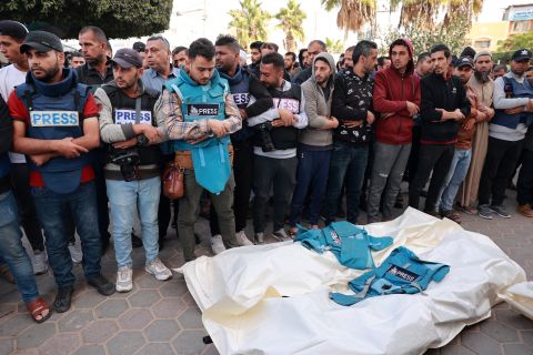 Israel kills a journalist in Gaza raising death toll to 153 since Oct. 7