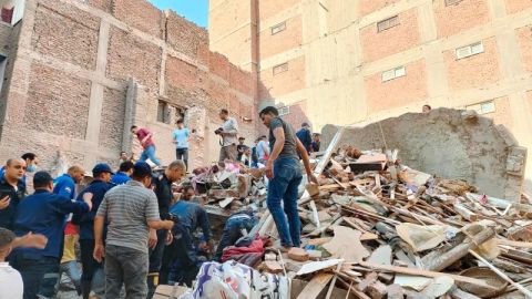 مصر...انهيار مبنى من 4 طوابق على ساكنيه في أسيوط   
