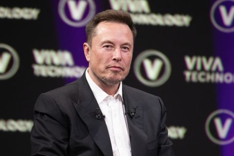 China chooses Tesla for its government cars