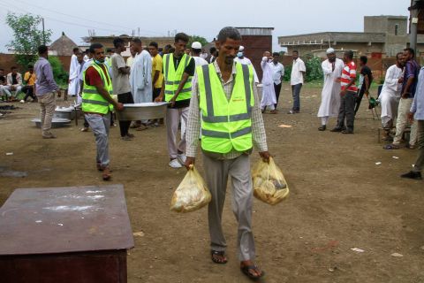 السودان... قوات الدعم السريع تحشد قواتها للسيطرة على الفاشر 