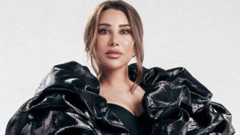 معجب يخيف نجوى كرم على خشبة المسرح..وهذا رد فعلها