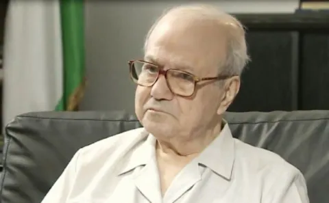 وفاة القائد الفلسطيني فاروق القدومي.. من هو؟