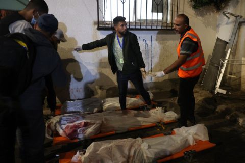قائد عسكري إسرائيلي: كنا على بعد أمتار من السنوار