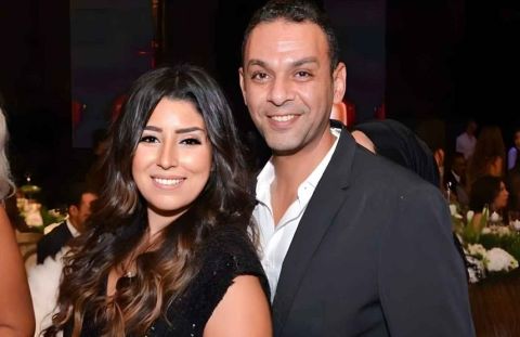 طليق أيتن عامر يتهمها وشقيقاتها بمنعه من التواصل مع أبنائه
