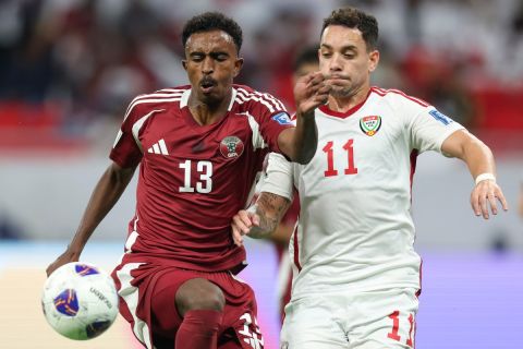 الإمارات تهزم قطر والعراق تتفوق على عمان والسعودية تتعادل