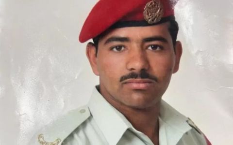 اليمن ترفع صورة الأردني ماهر الجازي منفذ عملية الجسر (صور)