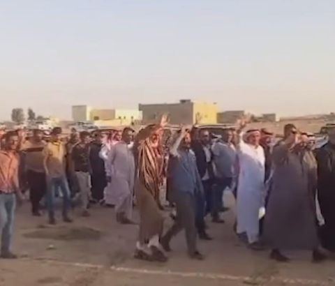  القسام تحتفي بمنفذ عملية الكرامة ماهر الجازي وقبيلته 