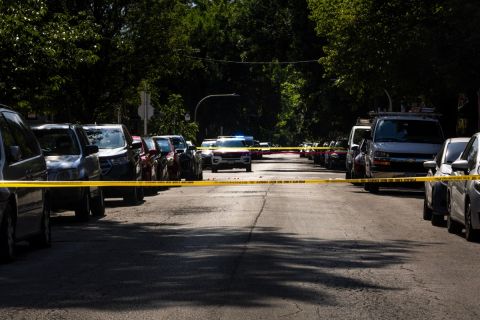 Four killed in shooting on US Chicago subway