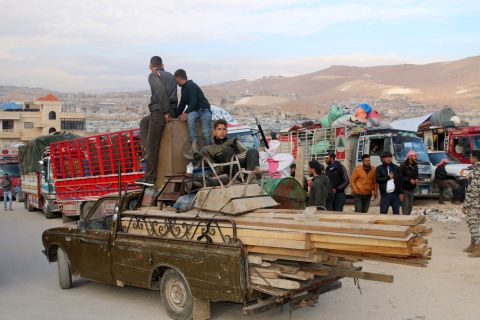 لماذا أخلت السلطات اللبنانية بلدة كرمسدة من النازحين السوريين؟