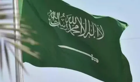 السعودية: الاستهداف العسكري لإيران انتهاك لسيادتها