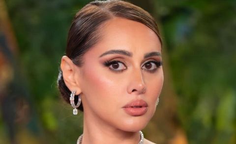 ياسمين رئيس تخطف الأنظار بإطلالة جريئة في اليوم السابع لـ(الجونة)