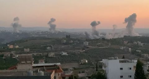 شاهد إصابة مبنى بشكل مباشر في عكا بصواريخ حزب الله