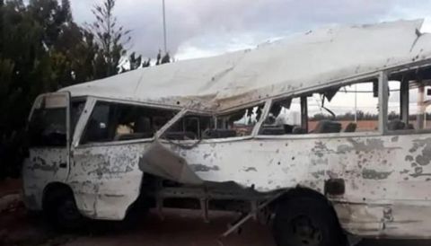 إصابة أفراد من الجيش السوري جراء انفجار استهدف حافلة بحمص
