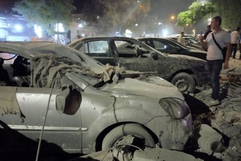 غارات إسرائيلية على ريف حلب وإدلب: إصابات في صفوف الجيش السوري