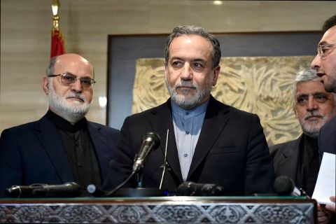 عراقجي: إيران لن تتخلى عن حقها بالرد على 