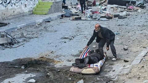 65 شهيدا وعشرات الجرحى في مجازر إسرائيلية بقطاع غزة