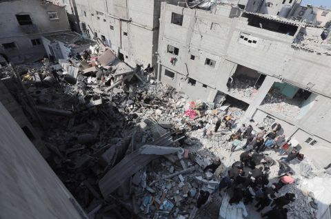 أكثر من 9900 مجزرة في غزة و151 ألف شهيد وجريح