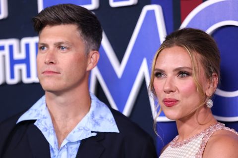 Scarlett Johansson reacts to husband's brutal jokes about her on 'SNL'