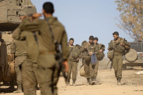 4 Israeli soldiers killed in southern Lebanon