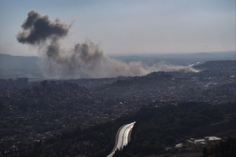 Unprecedented Israeli aggression: 350 fighters devastate Syrian military capabilities