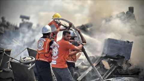 دفاع مدني غزة يحذر من خروجه عن الخدمة بسبب العدوان 