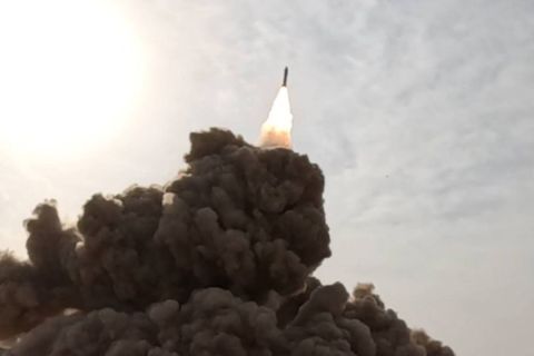 Houthis strike Israeli targets with ballistic missiles and drones