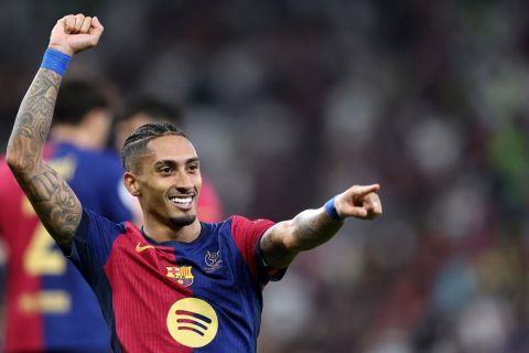 نجم السوبر رافينيا: لهذا السبب اخترت برشلونة
