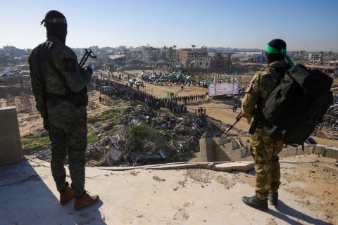 Al-Qassam to release Israeli prisoners using captured vehicle