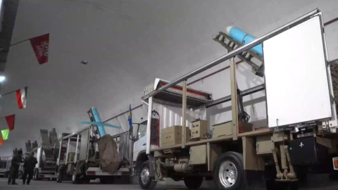 Mexico deploys 10,000 troops to U.S. border as Trump agrees to one-month tariff freeze