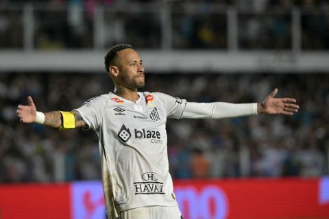 No Easy Comeback: Barcelona Sets a Tough Condition for Neymar
