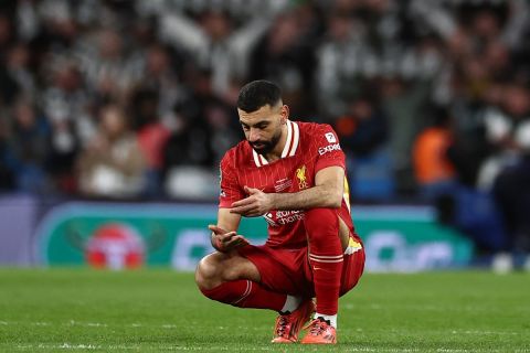 كاراجر: صلاح لم يكن سيئًا..ليفربول بحاجة لمهاجمين جدد لدعمه