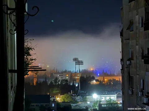 استشهاد رضيعة.. وولادة