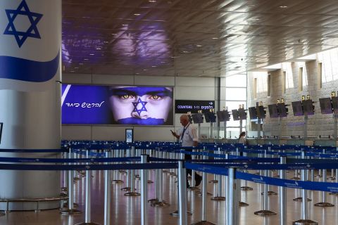 Flights halted at Ben Gurion as Yemen missile triggers sirens in Jerusalem and Tel Aviv