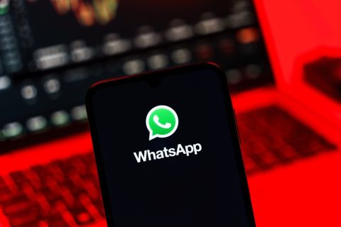 U.S. bans WhatsApp on government devices