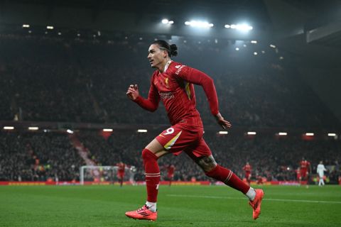 ليفربول يحدد سعرًا باهظًا لداروين نونيز مع اهتمام الهلال السعودي