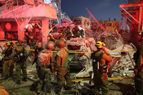 Iranian attacks kill 10, injure 130 in Israel