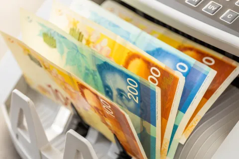 أسعار العملات المشفرة مقابل الدولار