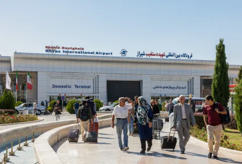 المنظمة الدولية للهجرة: 450 ألف أفغاني غادروا إيران