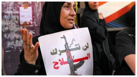 جدول زمني لسحب سلاح حزب الله وإلا..