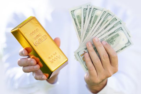 ليزا كوك: ترامب لا يملك حق لإقالتي